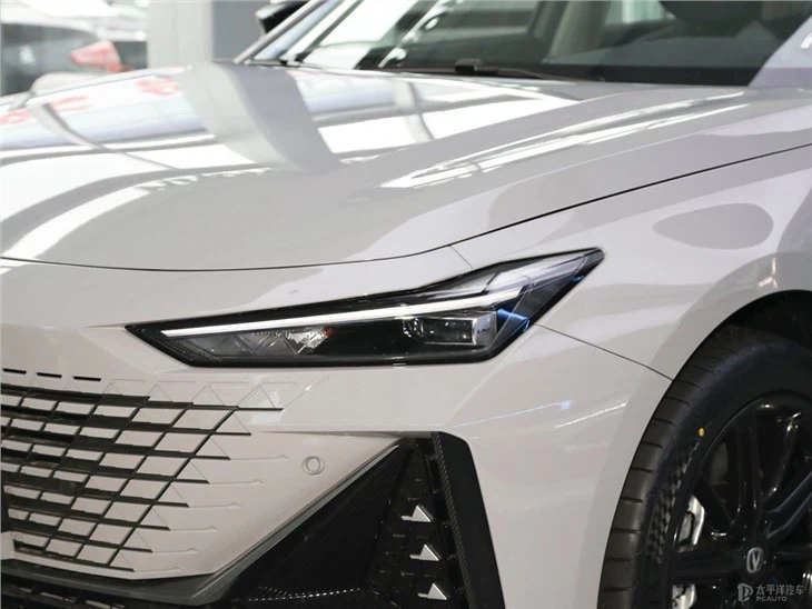 Changan UNI-V IDD PHEV