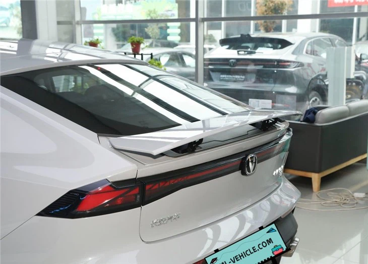 Changan UNI-V IDD PHEV