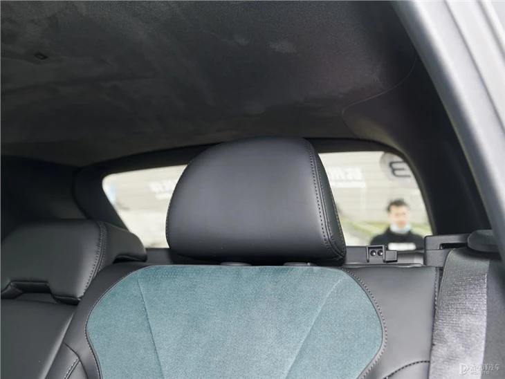 GEELY XingYue 2.0T 4WD SUV