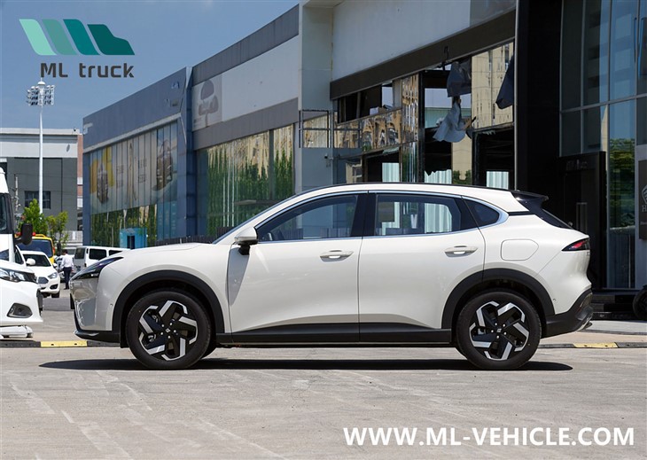 2024 SAIC GM WuLing BaoJun YunHai SUV