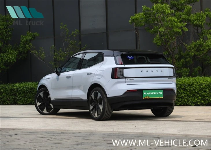 2024 Volvo EX30 EV SUV