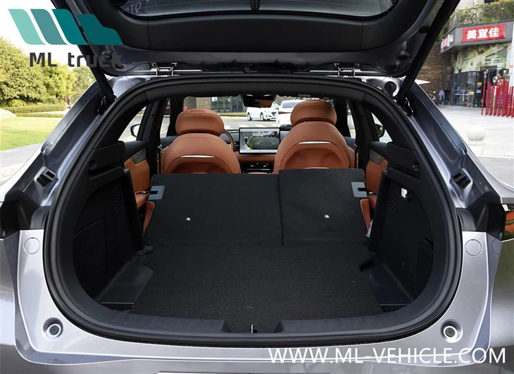 2025 ChangAn ShenLan S05 EV SUV