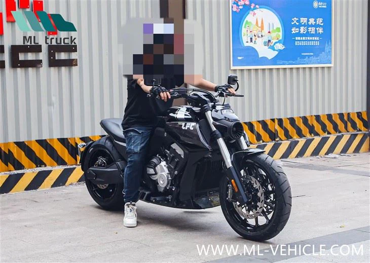 Benda LFC 700 Motorcycle