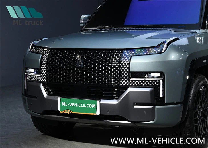 BYD YangWang U8 PHEV SUV Luxury Edition