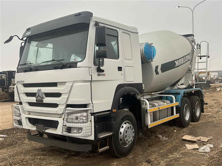 New Sinotruk HOWO 6×4 Mixer Truck