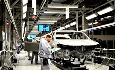 Import Taxes Double! Trump Threatens 200% Tariff On Cars Imported From Mexico